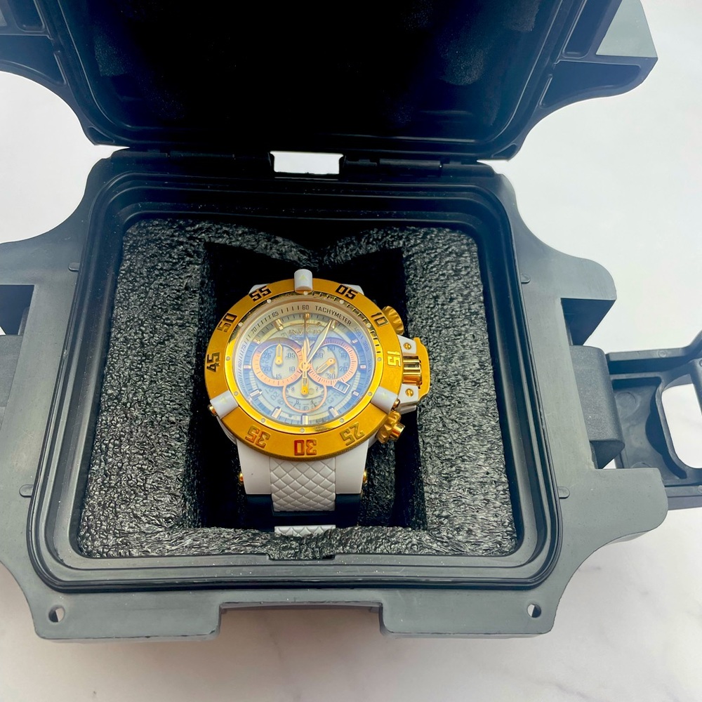 Sub Aqua invicta watch